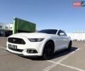 Белый Форд Мустанг, объемом двигателя 2.26 л и пробегом 55 тыс. км за 16500 $, фото 1 на Automoto.ua