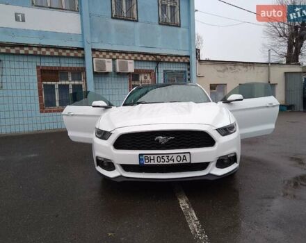 Форд Мустанг 2017 в Одессе на Automoto.ua Белый Форд Мустанг, объемом двигателя 2.3 л и пробегом 128 тыс. км за 18000 $, фото 16 на Automoto.ua