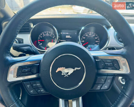 Форд Мустанг 2017 в Киеве на Automoto.ua Белый Форд Мустанг, объемом двигателя 2.26 л и пробегом 139 тыс. км за 17000 $, фото 1 на Automoto.ua