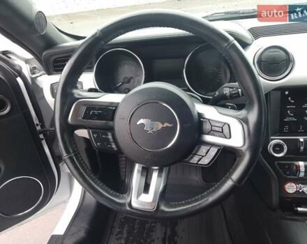 Форд Мустанг 2017 в Одессе на Automoto.ua Белый Форд Мустанг, объемом двигателя 2.3 л и пробегом 128 тыс. км за 18000 $, фото 47 на Automoto.ua
