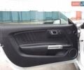 Форд Мустанг 2017 в Одессе на Automoto.ua Белый Форд Мустанг, объемом двигателя 2.3 л и пробегом 128 тыс. км за 18000 $, фото 26 на Automoto.ua