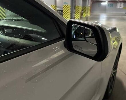 Белый Форд Мустанг, объемом двигателя 2.3 л и пробегом 91 тыс. км за 18900 $, фото 2 на Automoto.ua