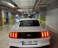 Белый Форд Мустанг, объемом двигателя 2.3 л и пробегом 91 тыс. км за 18900 $, фото 13 на Automoto.ua