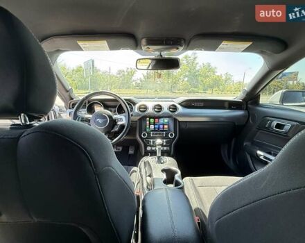 Білий Форд Мустанг, об'ємом двигуна 2.26 л та пробігом 52 тис. км за 24000 $, фото 8 на Automoto.ua