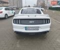 Белый Форд Мустанг, объемом двигателя 4.95 л и пробегом 62 тыс. км за 38000 $, фото 6 на Automoto.ua