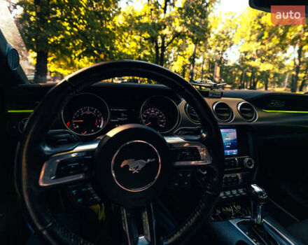 Форд Мустанг 2020 в Житомире на Automoto.ua Белый Форд Мустанг, объемом двигателя 2.3 л и пробегом 107 тыс. км за 22800 $, фото 18 на Automoto.ua