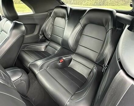 Белый Форд Мустанг, объемом двигателя 2.3 л и пробегом 48 тыс. км за 10000 $, фото 10 на Automoto.ua