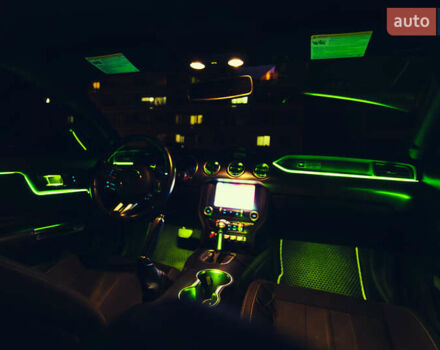 Форд Мустанг 2020 в Житомире на Automoto.ua Белый Форд Мустанг, объемом двигателя 2.3 л и пробегом 107 тыс. км за 22800 $, фото 14 на Automoto.ua