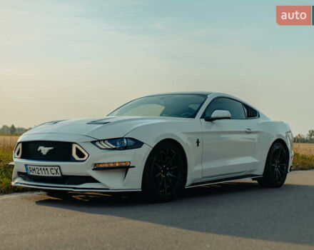 Форд Мустанг 2020 в Житомире на Automoto.ua Белый Форд Мустанг, объемом двигателя 2.3 л и пробегом 107 тыс. км за 22800 $, фото 5 на Automoto.ua