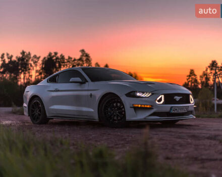 Форд Мустанг 2020 в Житомире на Automoto.ua Белый Форд Мустанг, объемом двигателя 2.3 л и пробегом 107 тыс. км за 22800 $, фото 11 на Automoto.ua