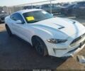 Білий Форд Мустанг, об'ємом двигуна 2.3 л та пробігом 88 тис. км за 7000 $, фото 1 на Automoto.ua