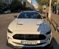 Белый Форд Мустанг, объемом двигателя 2.3 л и пробегом 55 тыс. км за 28000 $, фото 1 на Automoto.ua