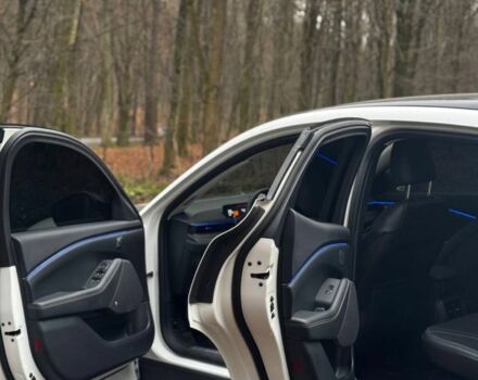 Білий Форд Мустанг, об'ємом двигуна 0 л та пробігом 8 тис. км за 26700 $, фото 12 на Automoto.ua