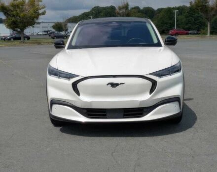 Белый Форд Мустанг, объемом двигателя 0 л и пробегом 17 тыс. км за 15000 $, фото 1 на Automoto.ua