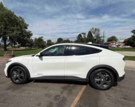 Белый Форд Мустанг, объемом двигателя 0 л и пробегом 20 тыс. км за 9000 $, фото 4 на Automoto.ua