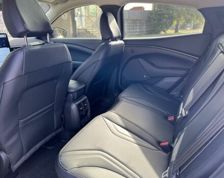 Белый Форд Мустанг, объемом двигателя 0 л и пробегом 31 тыс. км за 33000 $, фото 18 на Automoto.ua