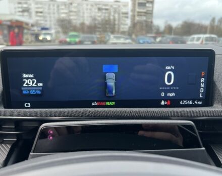 Белый Форд Мустанг, объемом двигателя 0 л и пробегом 31 тыс. км за 33000 $, фото 13 на Automoto.ua