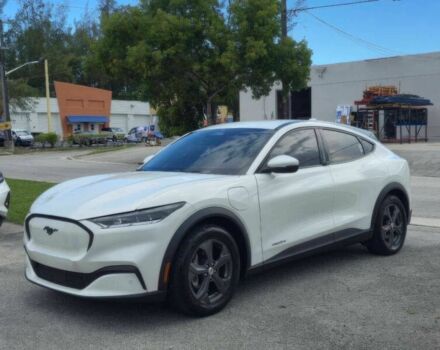 Белый Форд Мустанг, объемом двигателя 0 л и пробегом 15 тыс. км за 10000 $, фото 2 на Automoto.ua