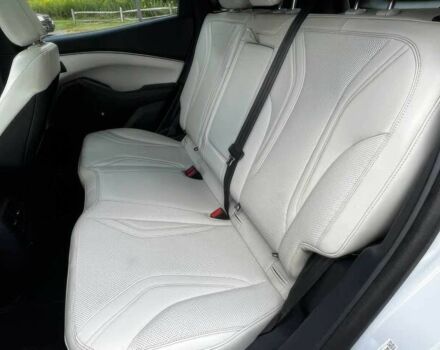 Белый Форд Мустанг, объемом двигателя 0 л и пробегом 17 тыс. км за 9900 $, фото 12 на Automoto.ua