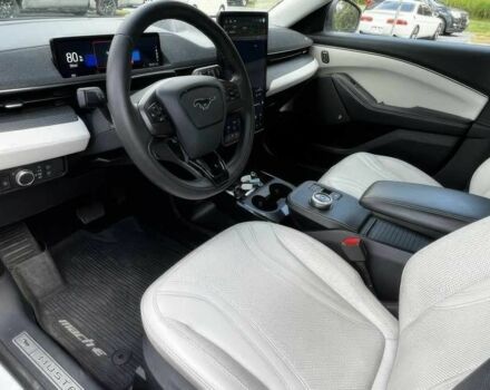 Белый Форд Мустанг, объемом двигателя 0 л и пробегом 17 тыс. км за 9900 $, фото 8 на Automoto.ua