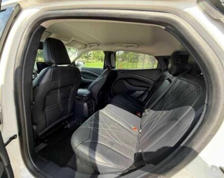 Белый Форд Мустанг, объемом двигателя 0 л и пробегом 20 тыс. км за 9000 $, фото 8 на Automoto.ua