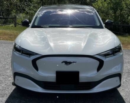 Белый Форд Мустанг, объемом двигателя 0 л и пробегом 17 тыс. км за 9900 $, фото 1 на Automoto.ua