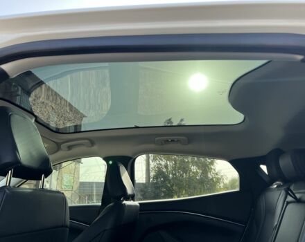 Белый Форд Мустанг, объемом двигателя 0 л и пробегом 31 тыс. км за 33000 $, фото 20 на Automoto.ua