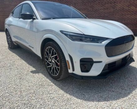 Білий Форд Мустанг, об'ємом двигуна 0 л та пробігом 30 тис. км за 15000 $, фото 2 на Automoto.ua