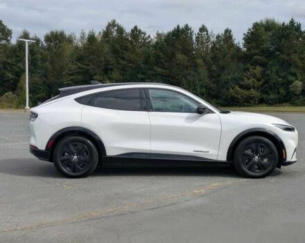 Белый Форд Мустанг, объемом двигателя 0 л и пробегом 23 тыс. км за 11300 $, фото 3 на Automoto.ua