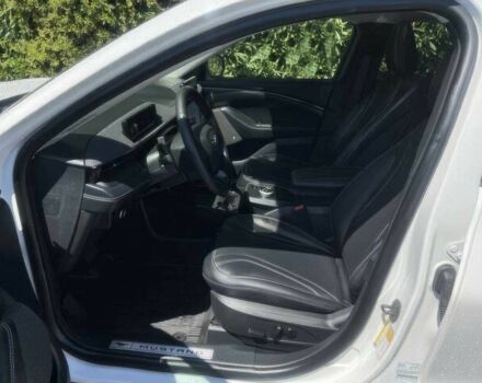 Белый Форд Мустанг, объемом двигателя 0 л и пробегом 18 тыс. км за 15700 $, фото 8 на Automoto.ua