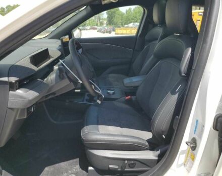 Белый Форд Мустанг, объемом двигателя 0 л и пробегом 29 тыс. км за 6000 $, фото 1 на Automoto.ua