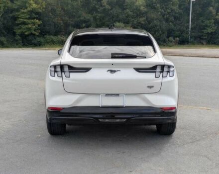 Белый Форд Мустанг, объемом двигателя 0 л и пробегом 23 тыс. км за 11300 $, фото 5 на Automoto.ua