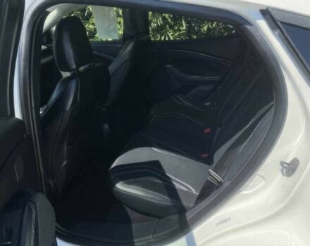 Белый Форд Мустанг, объемом двигателя 0 л и пробегом 18 тыс. км за 15700 $, фото 10 на Automoto.ua