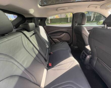 Белый Форд Мустанг, объемом двигателя 0 л и пробегом 14 тыс. км за 17800 $, фото 11 на Automoto.ua