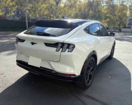 Белый Форд Мустанг, объемом двигателя 0 л и пробегом 14 тыс. км за 17800 $, фото 5 на Automoto.ua