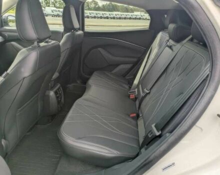 Белый Форд Мустанг, объемом двигателя 0 л и пробегом 23 тыс. км за 11300 $, фото 13 на Automoto.ua