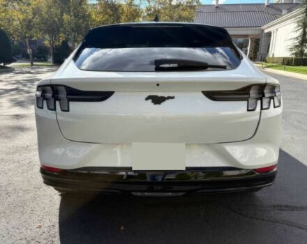 Белый Форд Мустанг, объемом двигателя 0 л и пробегом 14 тыс. км за 17800 $, фото 6 на Automoto.ua