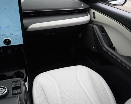 Белый Форд Мустанг, объемом двигателя 0 л и пробегом 12 тыс. км за 15800 $, фото 9 на Automoto.ua