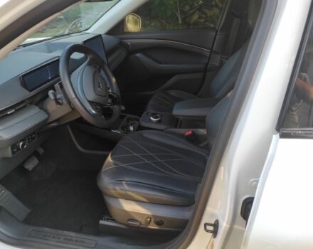 Белый Форд Мустанг, объемом двигателя 0 л и пробегом 12 тыс. км за 22000 $, фото 5 на Automoto.ua