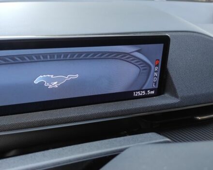 Белый Форд Мустанг, объемом двигателя 0 л и пробегом 12 тыс. км за 22000 $, фото 6 на Automoto.ua