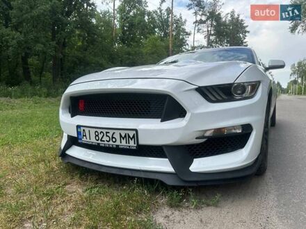 Форд Мустанг 2014 в Борисполе на Automoto.ua Белый Форд Мустанг, объемом двигателя 2.26 л и пробегом 179 тыс. км за 14300 $, фото 1 на Automoto.ua
