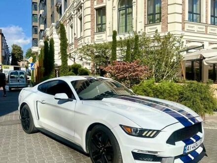 Форд Мустанг 2015 в Белой Церкве на Automoto.ua Белый Форд Мустанг, объемом двигателя 2.3 л и пробегом 161 тыс. км за 13999 $, фото 1 на Automoto.ua