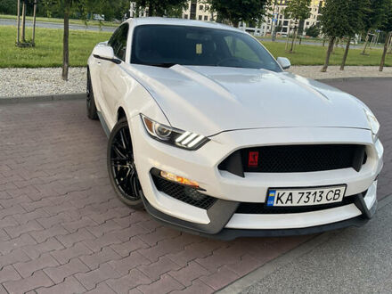Форд Мустанг 2017 у Києві на Automoto.ua Білий Форд Мустанг, об'ємом двигуна 2.3 л та пробігом 110 тис. км за 17500 $, фото 1 на Automoto.ua