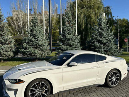 Форд Мустанг 2018 у Одесі на Automoto.ua Білий Форд Мустанг, об'ємом двигуна 2.3 л та пробігом 83 тис. км за 18000 $, фото 1 на Automoto.ua