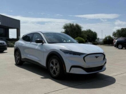 Форд Мустанг 2023 в Житомире на Automoto.ua Белый Форд Мустанг, объемом двигателя 0 л и пробегом 9 тыс. км за 17700 $, фото 1 на Automoto.ua