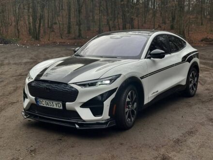 Білий Форд Мустанг, об'ємом двигуна 0 л та пробігом 8 тис. км за 26700 $, фото 1 на Automoto.ua