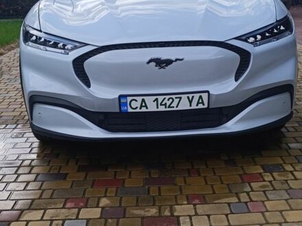 Форд Мустанг 2023 у Смеле на Automoto.ua Білий Форд Мустанг, об'ємом двигуна 0 л та пробігом 11 тис. км за 32500 $, фото 1 на Automoto.ua