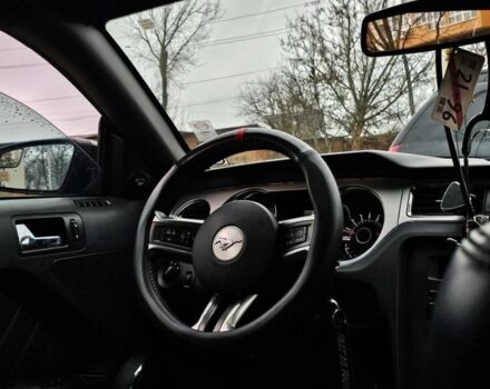 Черный Форд Мустанг, объемом двигателя 3.7 л и пробегом 138 тыс. км за 6500 $, фото 4 на Automoto.ua