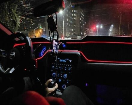 Черный Форд Мустанг, объемом двигателя 3.7 л и пробегом 138 тыс. км за 6500 $, фото 8 на Automoto.ua