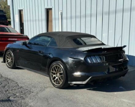 Черный Форд Мустанг, объемом двигателя 2.3 л и пробегом 79 тыс. км за 9000 $, фото 2 на Automoto.ua